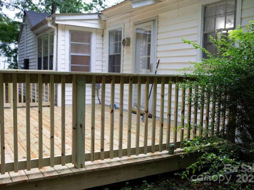 1250 Hampton Grace Avenue, Lancaster, SC 29720.  MLS# CAR4264434, YatesRealty ID 30940. 