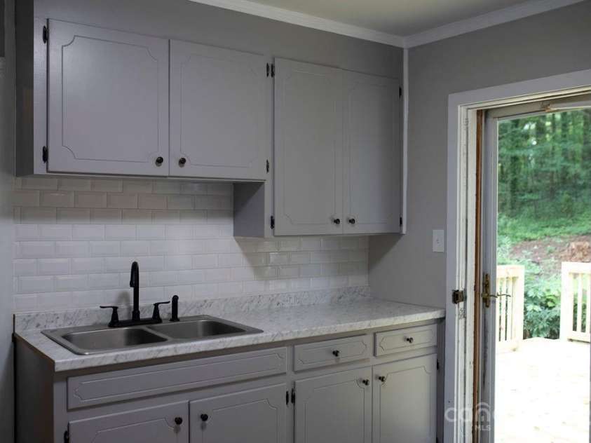 1250 Hampton Grace Avenue, Lancaster, SC 29720.  MLS# CAR4264434, YatesRealty ID 30940. 