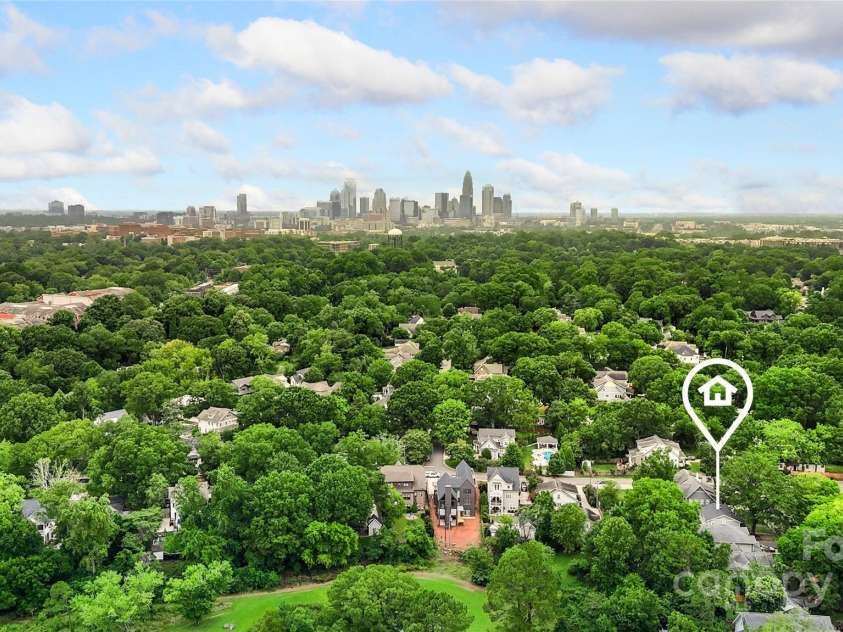 2608 Laburnum Avenue, Charlotte, NC 28205.  MLS# CAR4285959, YatesRealty ID 30941. 