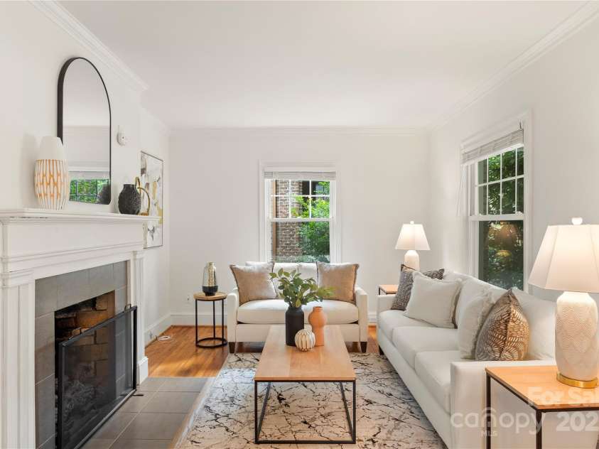 2608 Laburnum Avenue, Charlotte, NC 28205.  MLS# CAR4285959, YatesRealty ID 30941. 