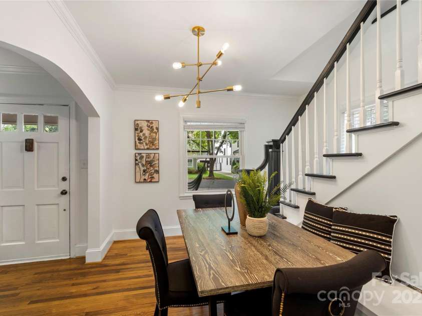 2608 Laburnum Avenue, Charlotte, NC 28205.  MLS# CAR4285959, YatesRealty ID 30941. 