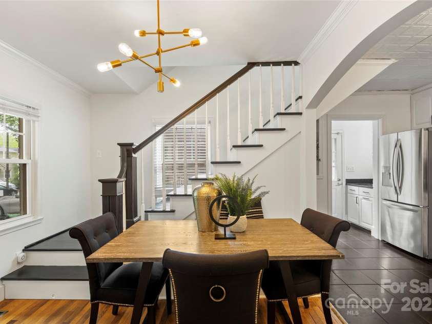 2608 Laburnum Avenue, Charlotte, NC 28205.  MLS# CAR4285959, YatesRealty ID 30941. 