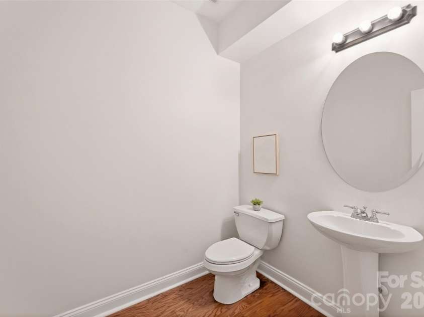 315 Wendover Drive, Locust, NC 28097.  MLS# CAR4391578, YatesRealty ID 30941. Half Bathroom