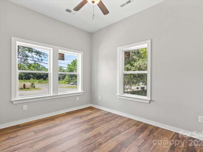 412 Allen Street, Rock Hill, SC 29730.  MLS# CAR4286977, YatesRealty ID 30942. 