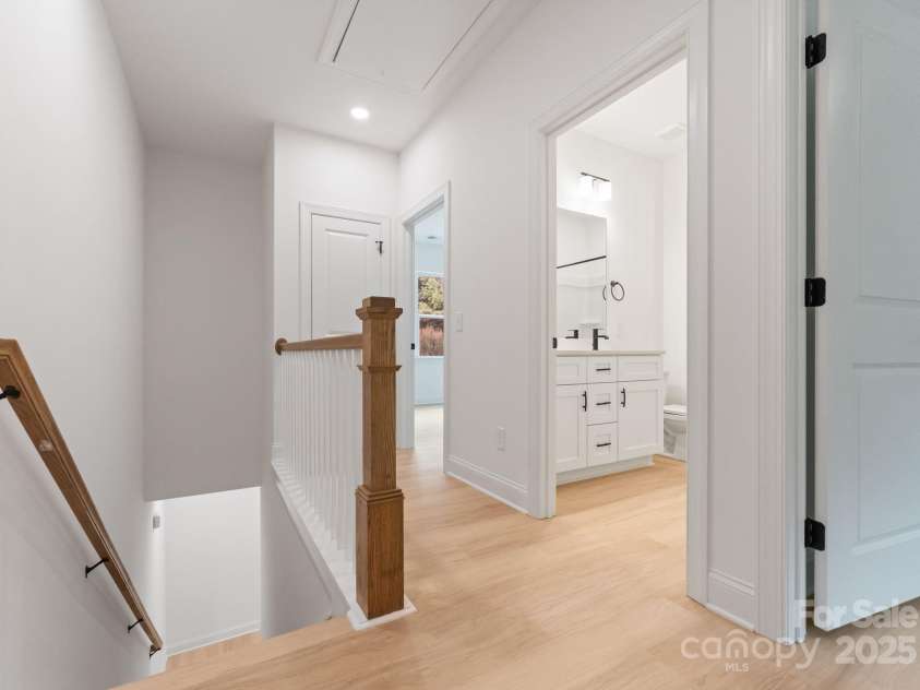 103 Emily Circle, Mooresville, NC 28115.  MLS# CAR4277001, YatesRealty ID 30943. 