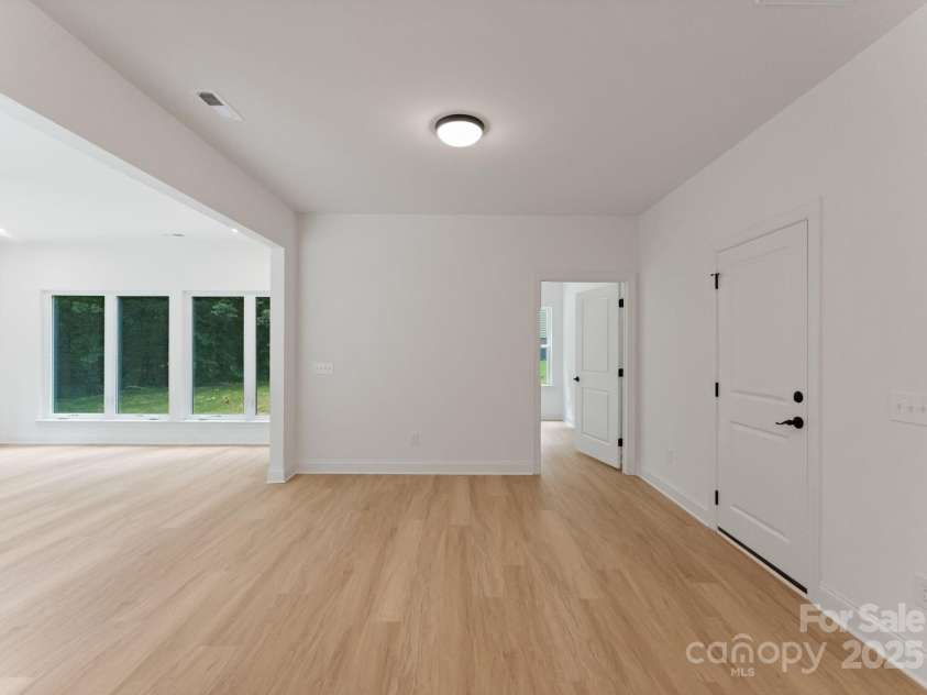 103 Emily Circle, Mooresville, NC 28115.  MLS# CAR4277001, YatesRealty ID 30943. Dining Room