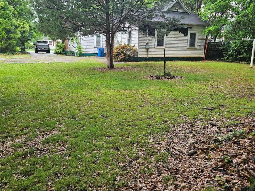 315 North Street, Belmont, NC 28012.  MLS# CAR4386503, YatesRealty ID 30943. 