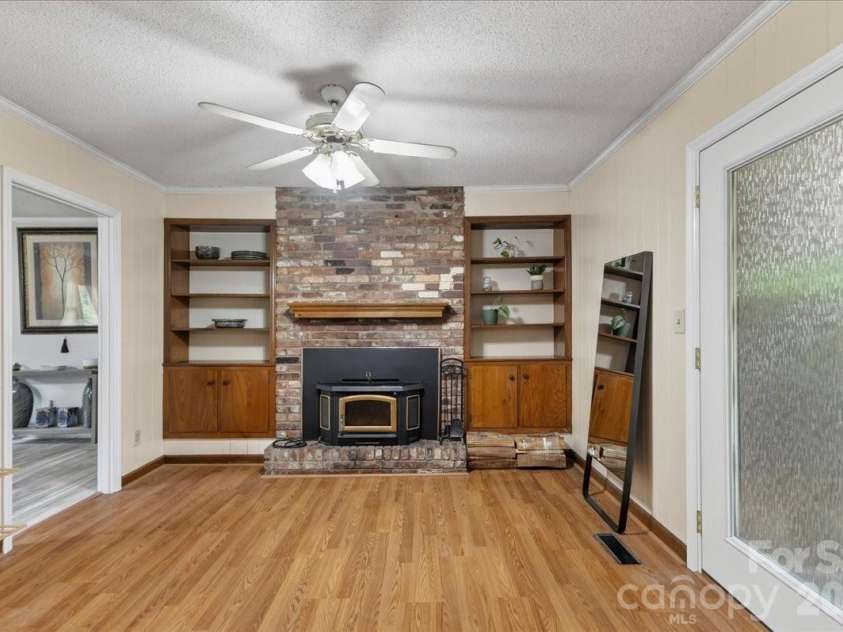1303 Wildwood Drive, Kannapolis, NC 28081.  MLS# CAR4382701, YatesRealty ID 30945. 