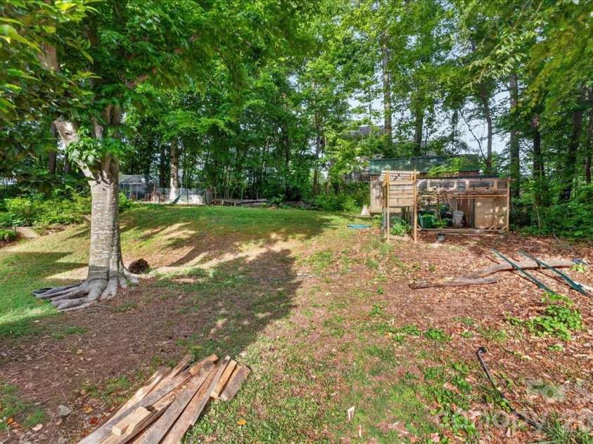 1303 Wildwood Drive, Kannapolis, NC 28081.  MLS# CAR4382701, YatesRealty ID 30945. 