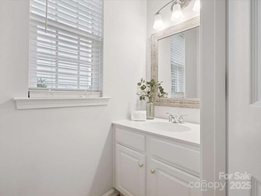 3512 Arborhill Road, Charlotte, NC 28270.  MLS# CAR4285595, YatesRealty ID 30945. 