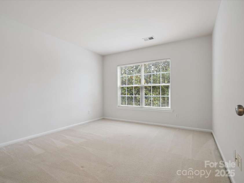 3512 Arborhill Road, Charlotte, NC 28270.  MLS# CAR4285595, YatesRealty ID 30945. 