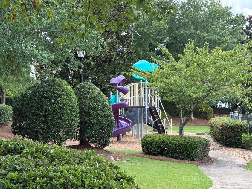 3512 Arborhill Road, Charlotte, NC 28270.  MLS# CAR4285595, YatesRealty ID 30945. 