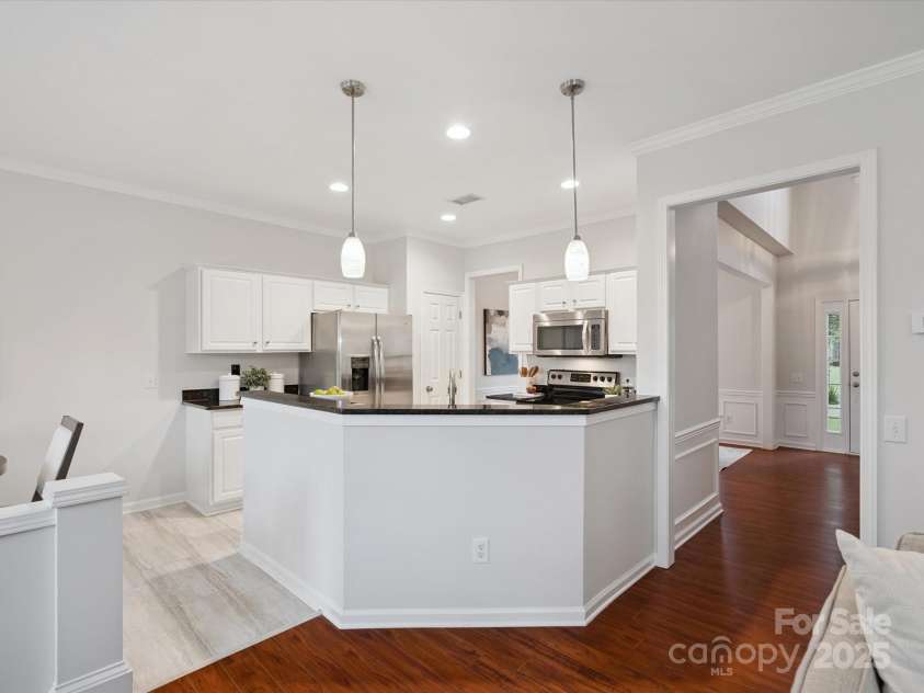 3512 Arborhill Road, Charlotte, NC 28270.  MLS# CAR4285595, YatesRealty ID 30945. 