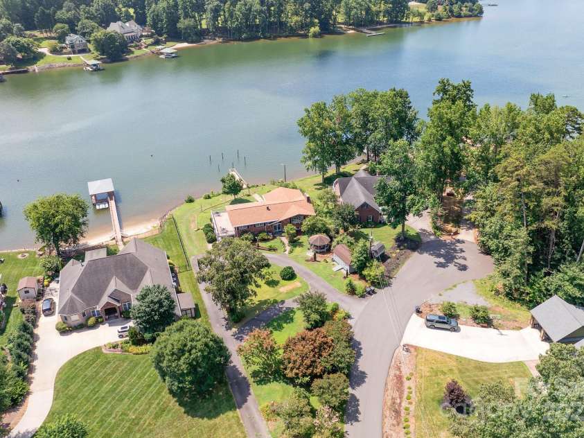 177 Brer Fox Trail, Troutman, NC 28166.  MLS# CAR4284185, YatesRealty ID 30946. 