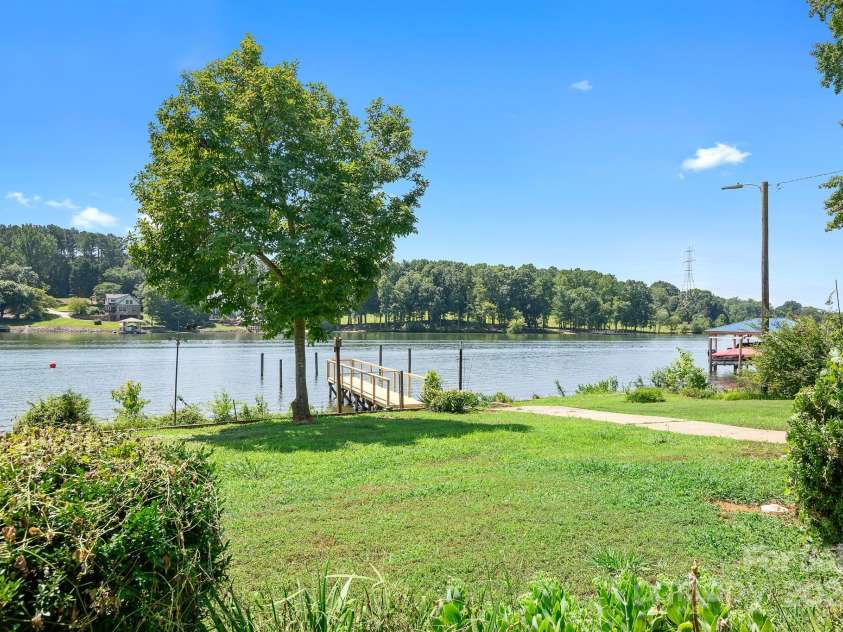 177 Brer Fox Trail, Troutman, NC 28166.  MLS# CAR4284185, YatesRealty ID 30946. 