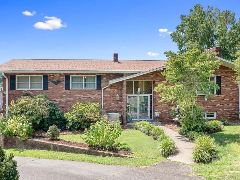 177 Brer Fox Trail, Troutman, NC 28166.  MLS# CAR4284185, YatesRealty ID 30946. 