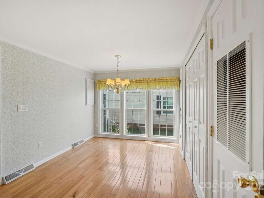 617 Paisley Court, Hendersonville, NC 28739.  MLS# CAR4284766, YatesRealty ID 30947. 