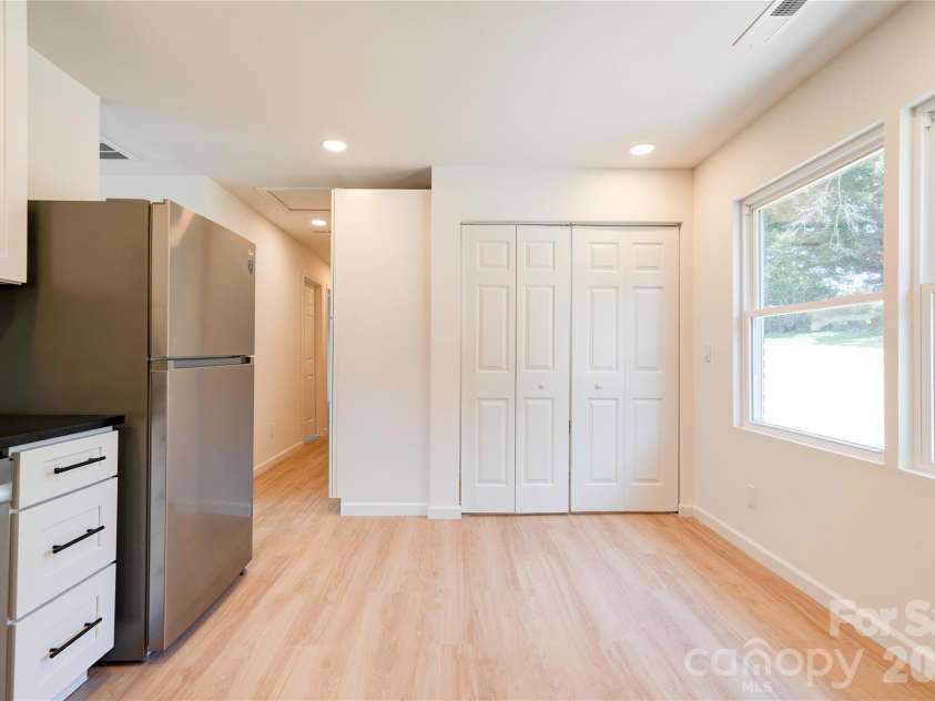 2994 Lutz Boulevard, Newton, NC 28658.  MLS# CAR4392327, YatesRealty ID 30949. 
