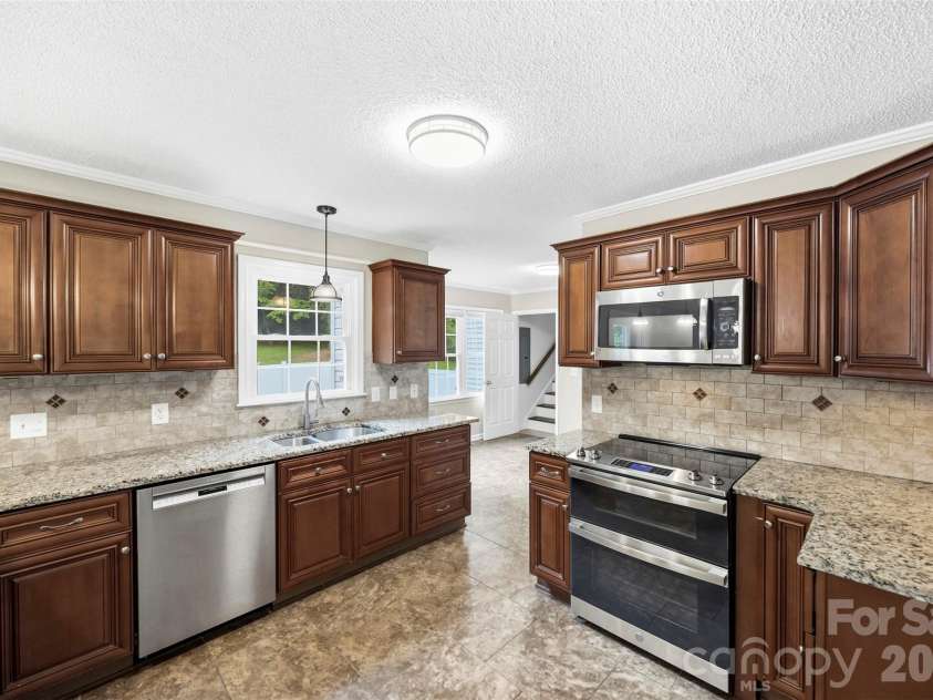 303 Brook Valley Drive, Salisbury, NC 28147.  MLS# CAR4390737, YatesRealty ID 30951. 