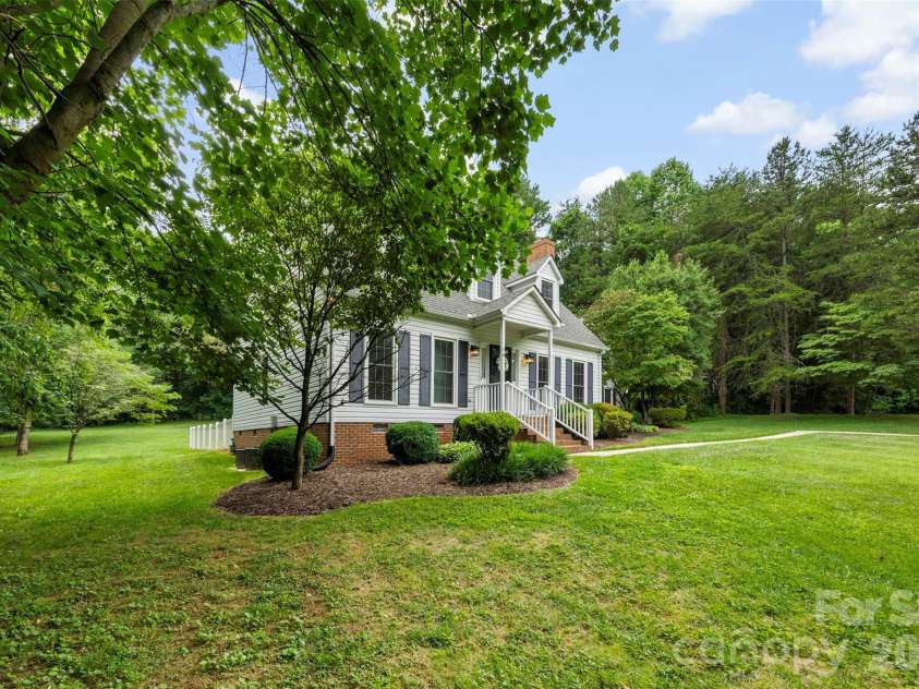 303 Brook Valley Drive, Salisbury, NC 28147.  MLS# CAR4390737, YatesRealty ID 30951. 