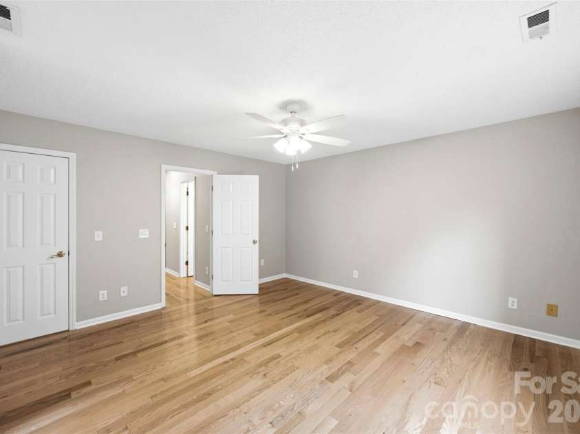 303 Brook Valley Drive, Salisbury, NC 28147.  MLS# CAR4390737, YatesRealty ID 30951. 