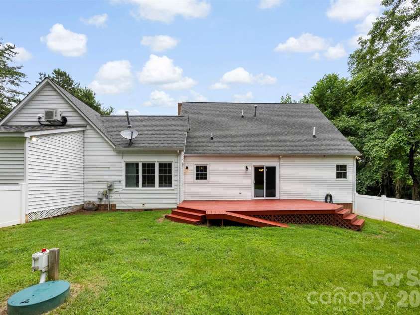 303 Brook Valley Drive, Salisbury, NC 28147.  MLS# CAR4390737, YatesRealty ID 30951. 
