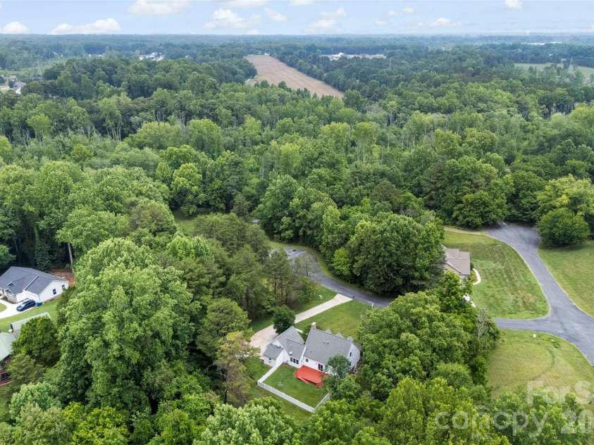 303 Brook Valley Drive, Salisbury, NC 28147.  MLS# CAR4390737, YatesRealty ID 30951. 