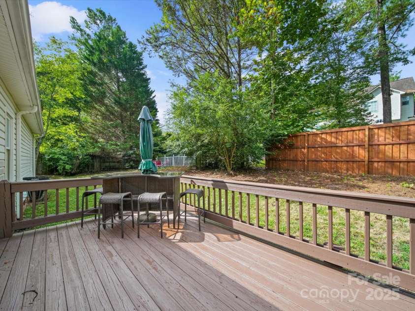 8103 Rachel Court, Waxhaw, NC 28173.  MLS# CAR4287181, YatesRealty ID 30951. Back Deck