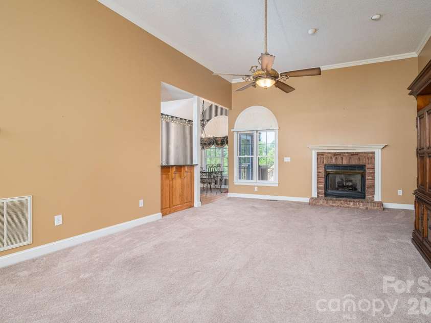 2603 Tralee Drive, Gastonia, NC 28056.  MLS# CAR4387674, YatesRealty ID 30952. 