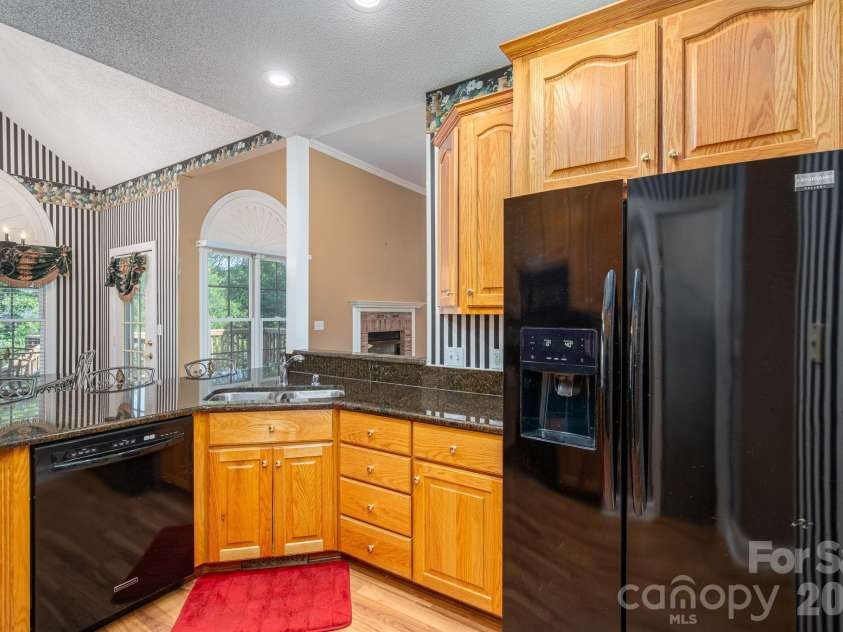 2603 Tralee Drive, Gastonia, NC 28056.  MLS# CAR4387674, YatesRealty ID 30952. 