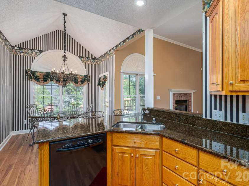 2603 Tralee Drive, Gastonia, NC 28056.  MLS# CAR4387674, YatesRealty ID 30952. 