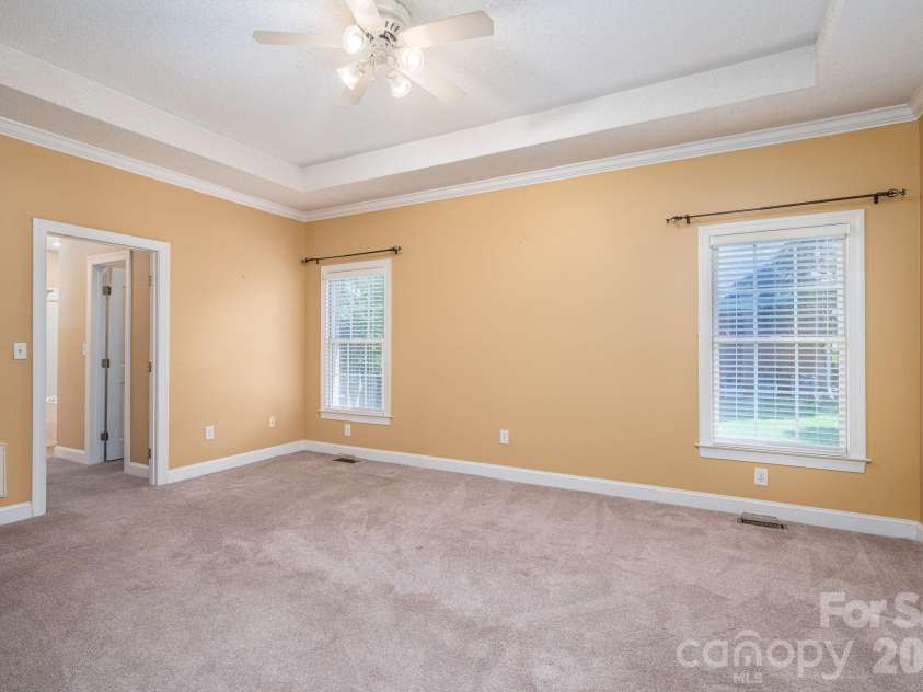 2603 Tralee Drive, Gastonia, NC 28056.  MLS# CAR4387674, YatesRealty ID 30952. 
