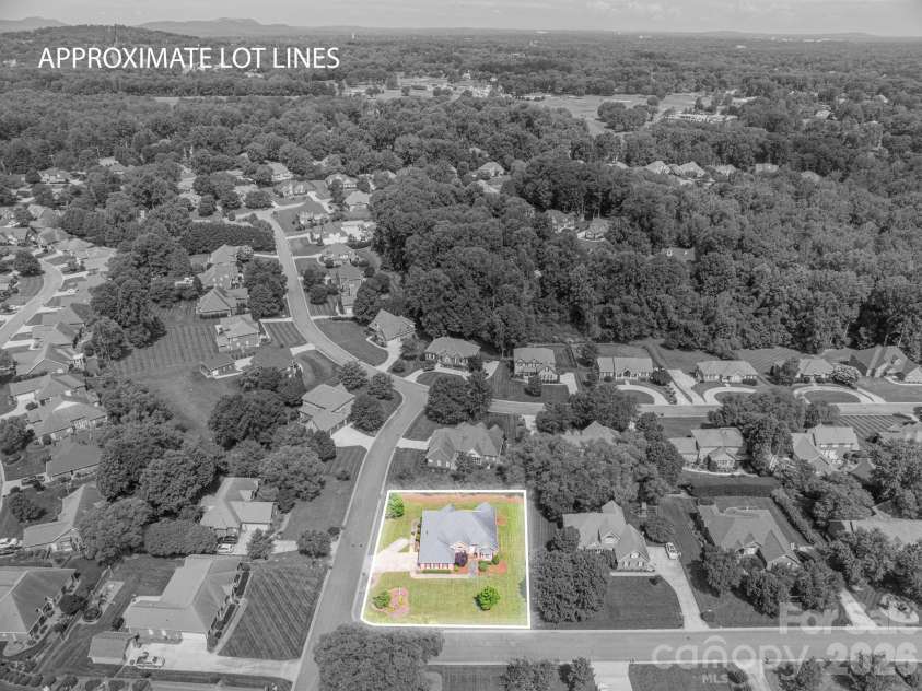 2603 Tralee Drive, Gastonia, NC 28056.  MLS# CAR4387674, YatesRealty ID 30952. 