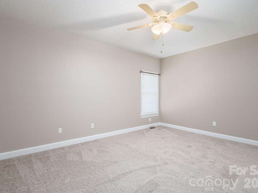 2603 Tralee Drive, Gastonia, NC 28056.  MLS# CAR4387674, YatesRealty ID 30952. Bed 2