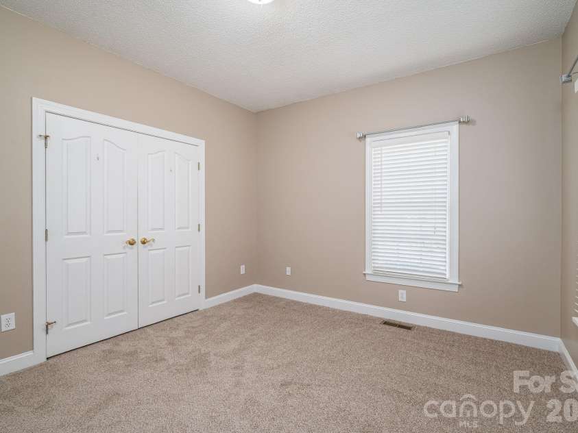 2603 Tralee Drive, Gastonia, NC 28056.  MLS# CAR4387674, YatesRealty ID 30952. Bed 3