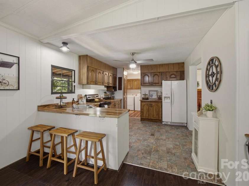 2733 Powell Drive Extension, Valdese, NC 28690.  MLS# CAR4388574, YatesRealty ID 30953. 