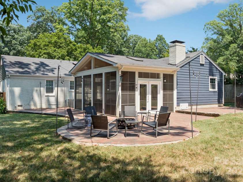 5027 Milford Road, Charlotte, NC 28210.  MLS# CAR4279486, YatesRealty ID 30953. 