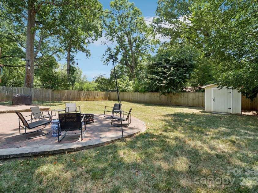 5027 Milford Road, Charlotte, NC 28210.  MLS# CAR4279486, YatesRealty ID 30953. 