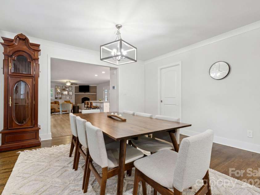 5027 Milford Road, Charlotte, NC 28210.  MLS# CAR4279486, YatesRealty ID 30953. 