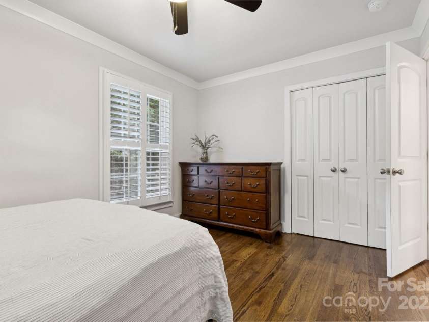 5027 Milford Road, Charlotte, NC 28210.  MLS# CAR4279486, YatesRealty ID 30953. 