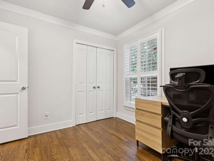 5027 Milford Road, Charlotte, NC 28210.  MLS# CAR4279486, YatesRealty ID 30953. 