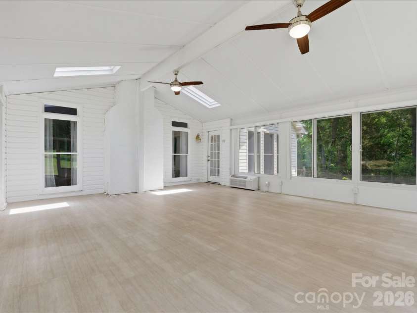 10314 Rougemont Lane, Charlotte, NC 28277.  MLS# CAR4375899, YatesRealty ID 30954. 