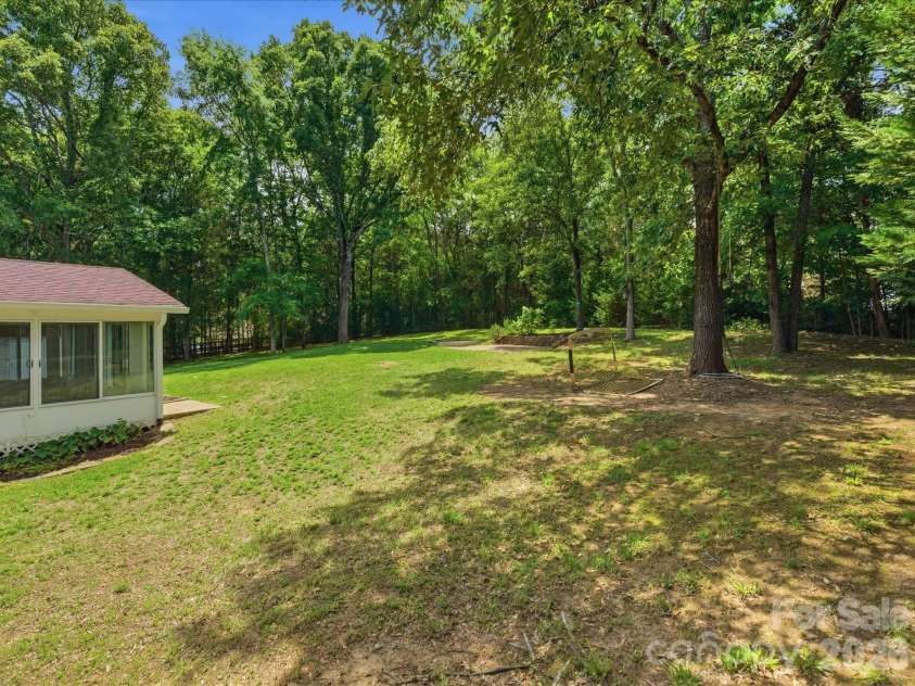 10314 Rougemont Lane, Charlotte, NC 28277.  MLS# CAR4375899, YatesRealty ID 30954. 