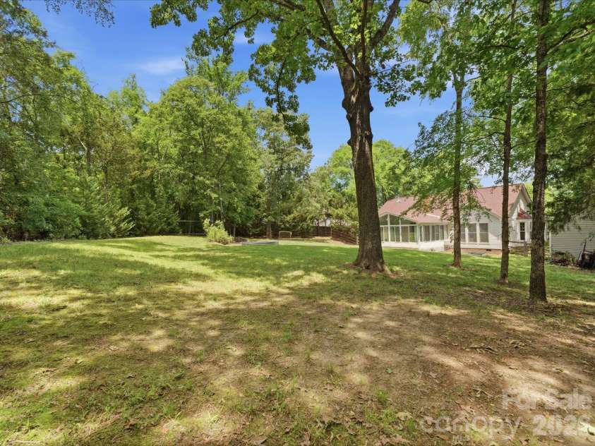 10314 Rougemont Lane, Charlotte, NC 28277.  MLS# CAR4375899, YatesRealty ID 30954. 