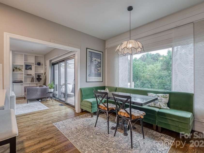 6294 Hayden Drive, Hickory, NC 28601.  MLS# CAR4276441, YatesRealty ID 30956. 