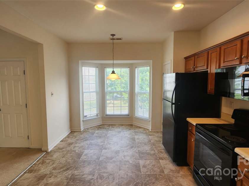 10205 Garrett Grigg Road, Charlotte, NC 28262.  MLS# CAR4277791, YatesRealty ID 30957. Kitchen