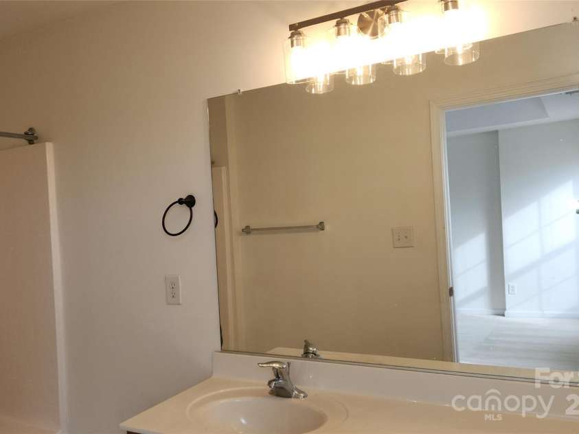 10205 Garrett Grigg Road, Charlotte, NC 28262.  MLS# CAR4277791, YatesRealty ID 30957. Primary Bathroom