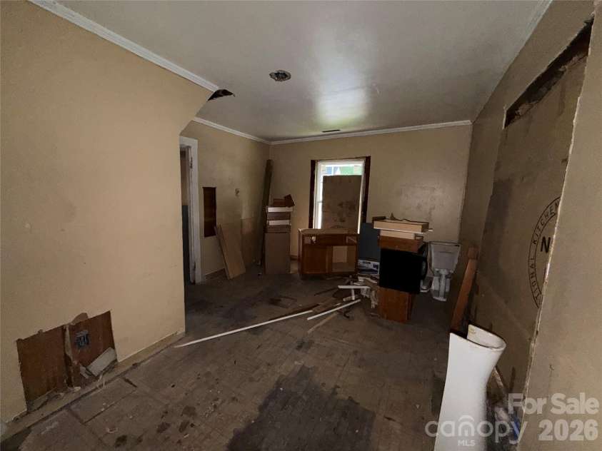 305 Harrison Street, Salisbury, NC 28144.  MLS# CAR4393972, YatesRealty ID 30957. 