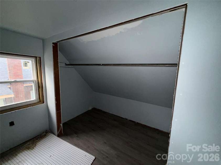305 Harrison Street, Salisbury, NC 28144.  MLS# CAR4393972, YatesRealty ID 30957. 