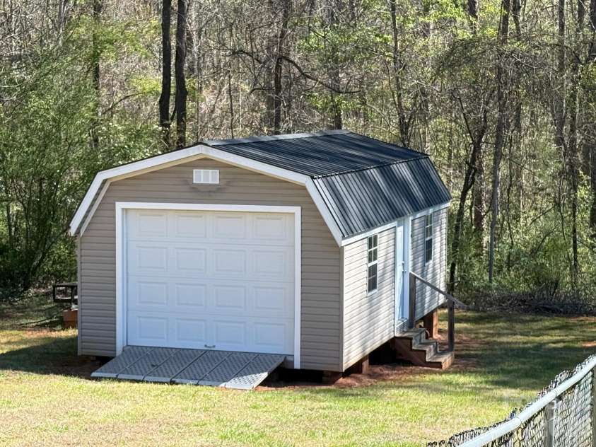 3730 Sedgefield Drive, Conover, NC 28613.  MLS# CAR4362966, YatesRealty ID 30959. 